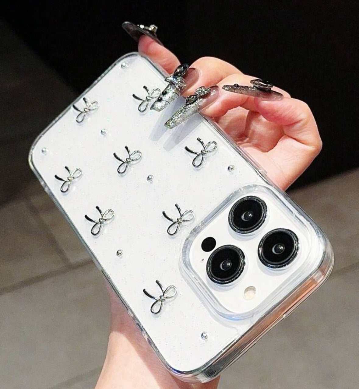 Silver bow case