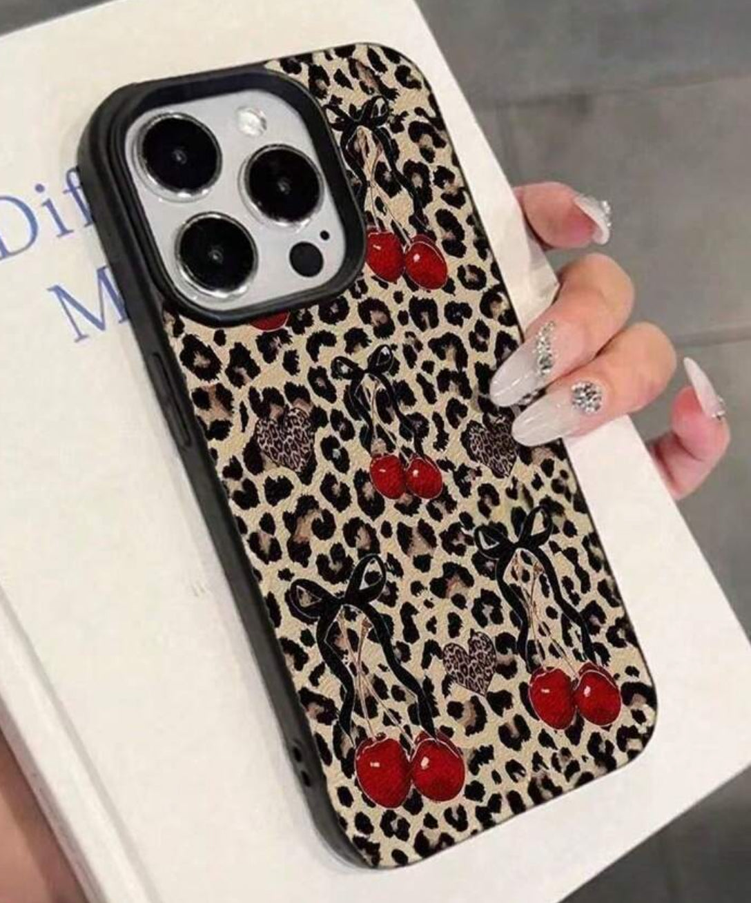 Leo-cherry case 🐆🍒