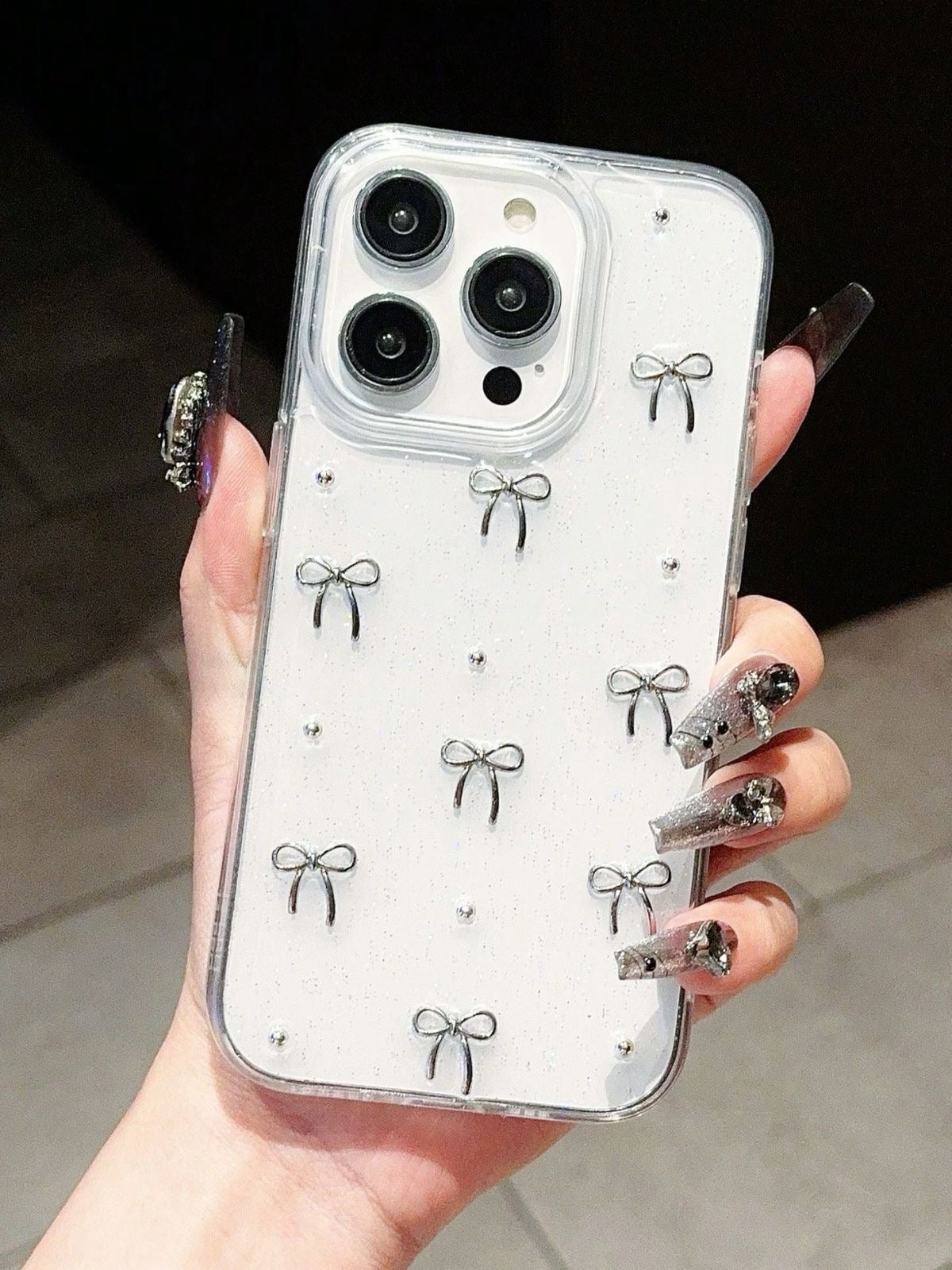Silver bow case