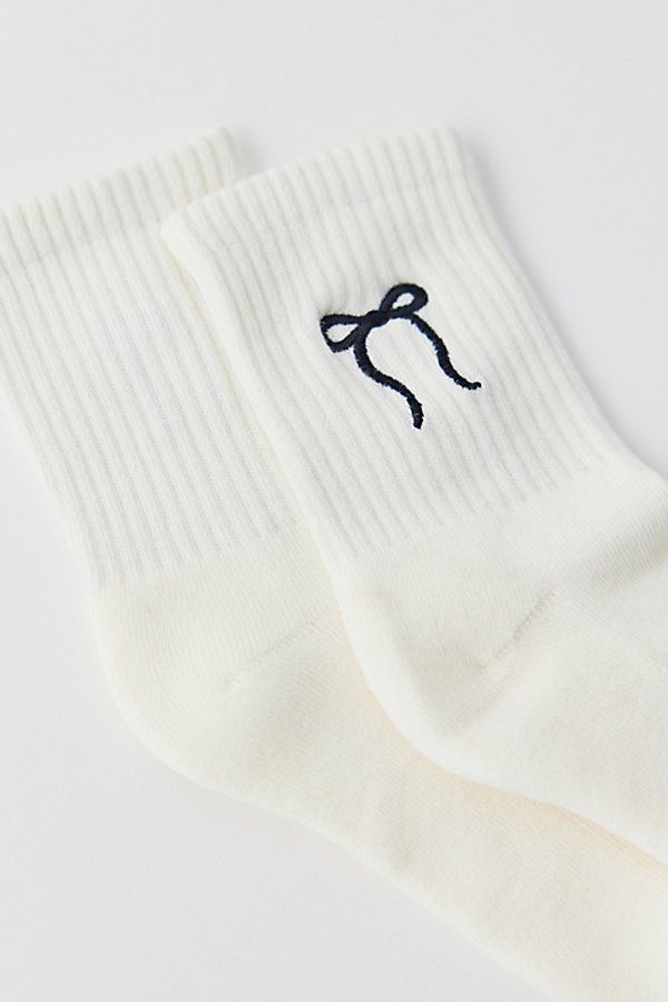 Icon Embroidered Quarter Crew Socks