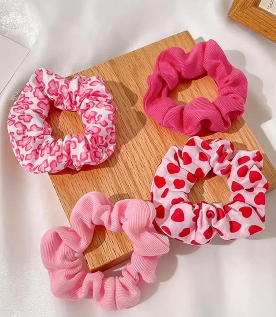 (4pcs )Set Of Pink Heart & Petal Print Scrunchies